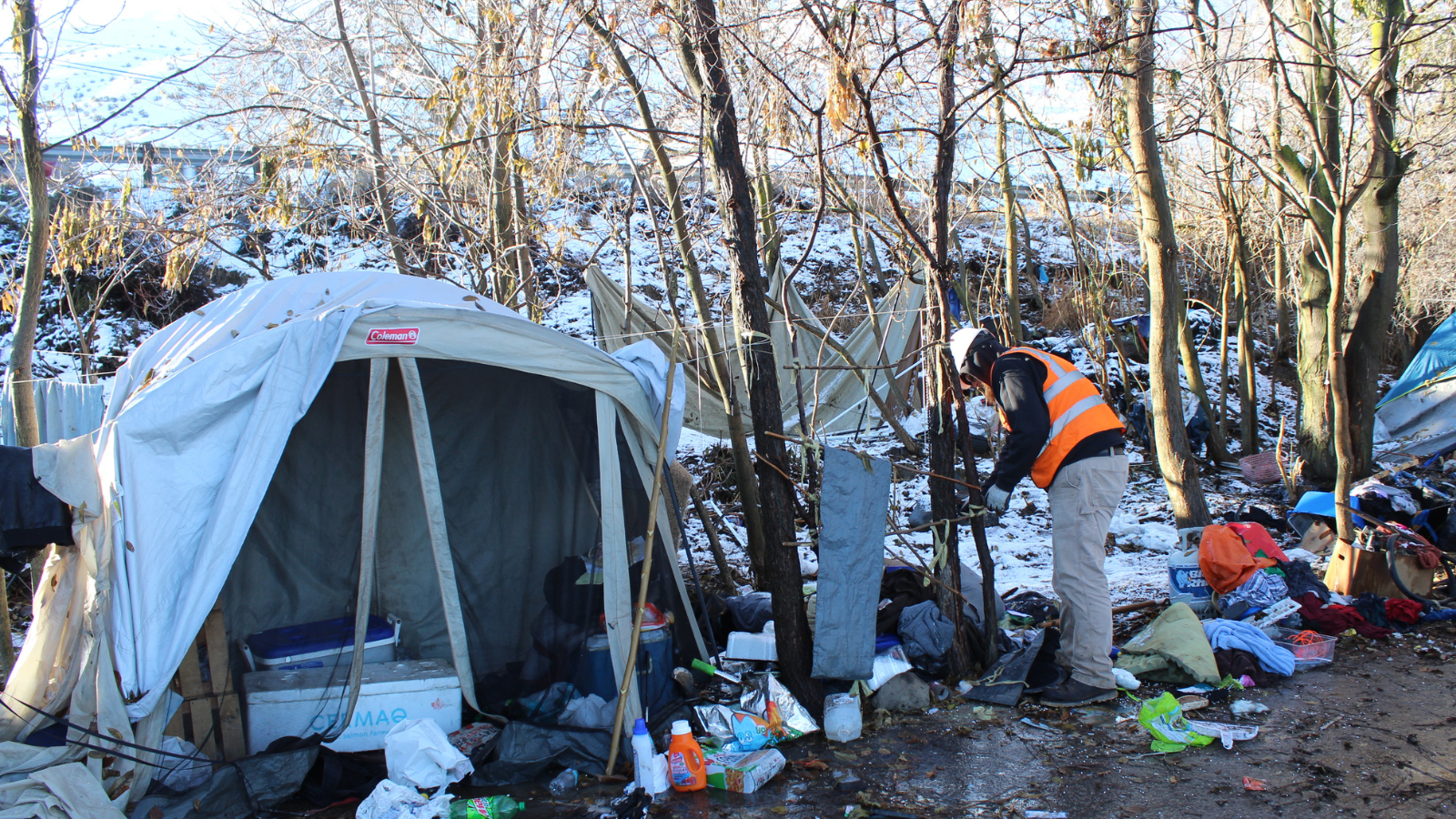 Chelan County, its partners clean up large encampment in Malaga