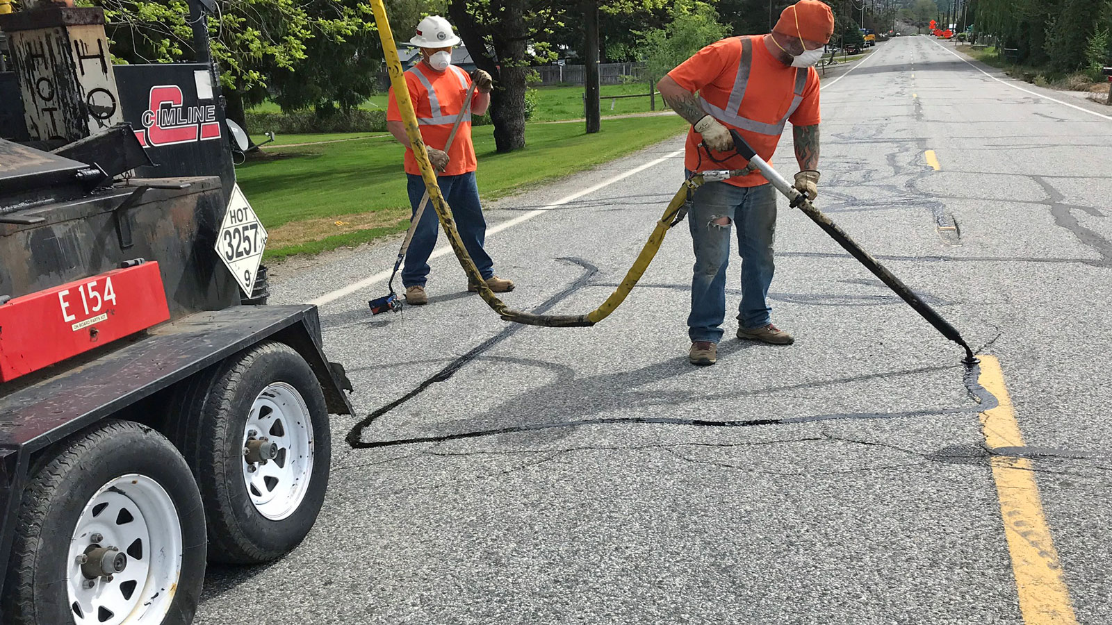 Local effort results in radar signs being installed at Leavenworth bridge 